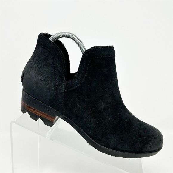 Sorel Women's Lolla Cut Out Ankle Bootie Black Suede Size 8 Fall Comfort Casual - Picture 1 of 11